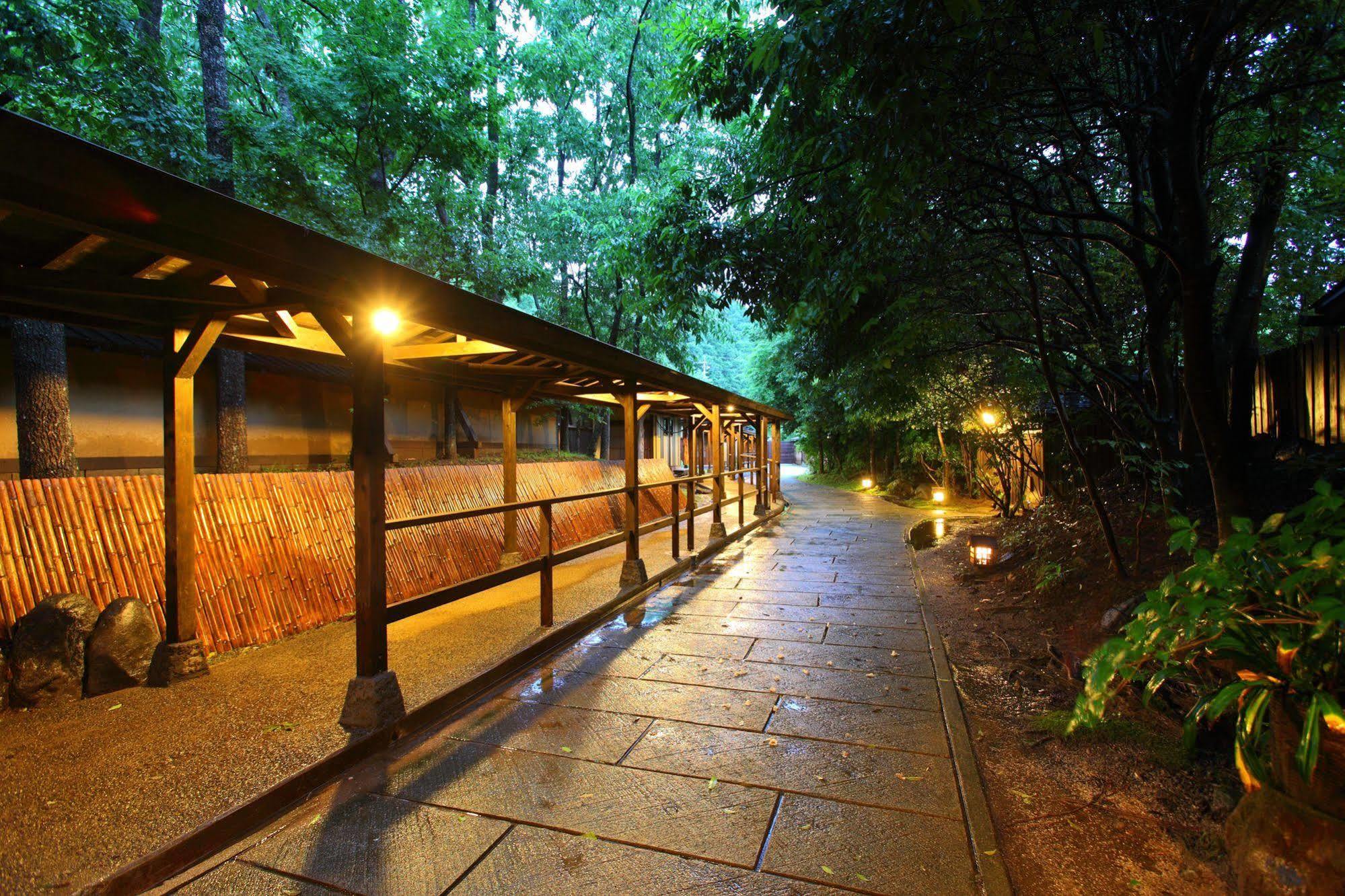 Yamashinobu Hotel Minamioguni Exterior photo